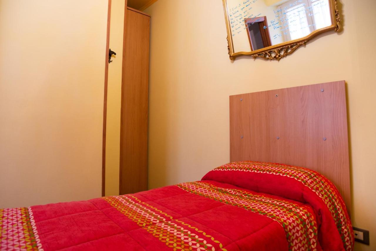 ラクイラ Camaga Bed & Breakfast エクステリア 写真