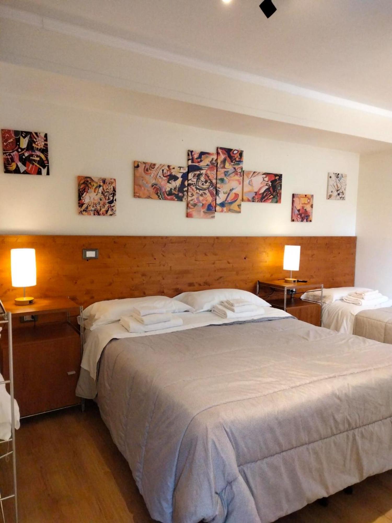 ラクイラ Camaga Bed & Breakfast エクステリア 写真